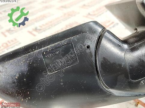 Kia Stonic 049725 çıkma parça