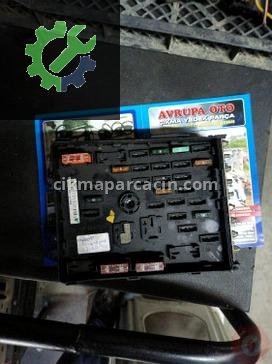 Volkswagen Passat Sigorta Kutusu L0134137161006 çıkma parça