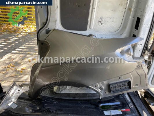 Volkswagen Passat Arka Çamurluk çıkma parça