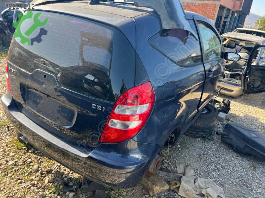 Mercedes-Benz A Serisi Torpido çıkma parça