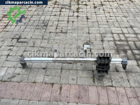 Mercedes-Benz A Serisi Torpido çıkma parça