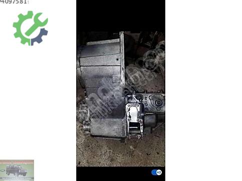 Land Rover Defender çıkma parça
