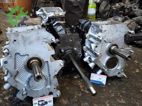 Land Rover Defender çıkma parça