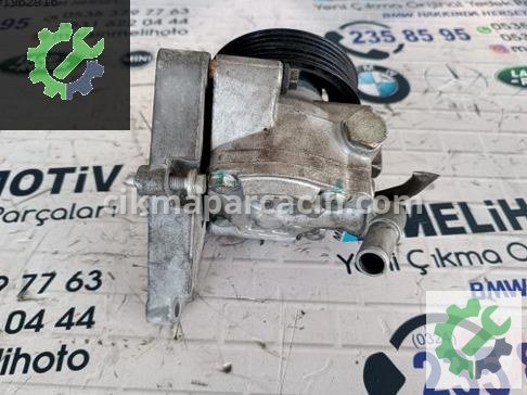 Land Rover Discovery Direksiyon Pompası LR077386 çıkma parça