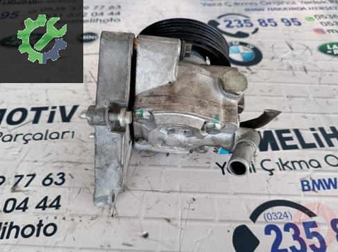 Land Rover Discovery Direksiyon Pompası LR077386 çıkma parça