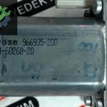 Land Rover Discovery sol arka cam motoru 0536010002