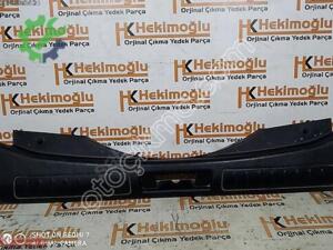 LAND ROVER EVOQUE BAGAJ PLASTİĞİ BAKALİTİ KİLİT ÜZERİ