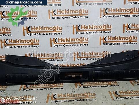 Land Rover Range Rover Bagaj çıkma parça