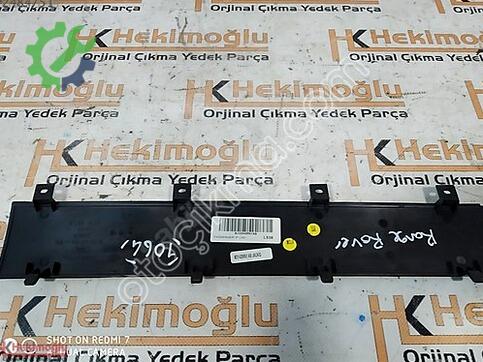Land Rover Range Rover BJ32045R61AB çıkma parça