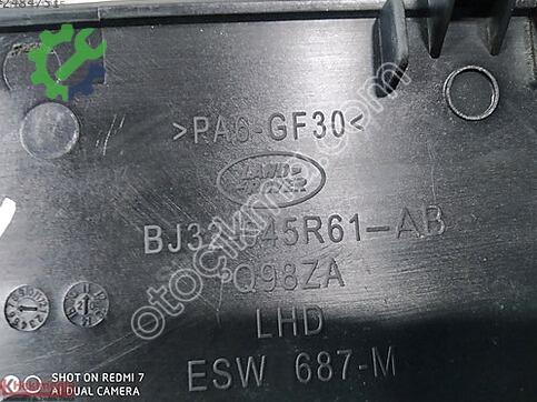 Land Rover Range Rover BJ32045R61AB çıkma parça