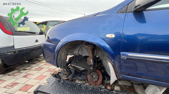 Kia Carens Sinyal çıkma parça