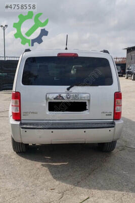 Dodge Nitro Torpido çıkma parça