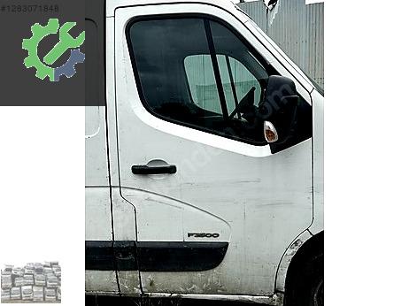 Renault Master Sağ Kapı çıkma parça