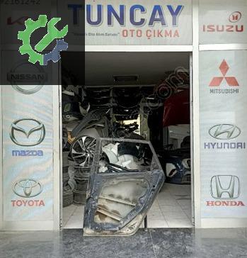 Mazda 3 Sağ Arka Kapı 2004-2009 çıkma parça