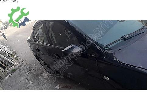 Mazda 3 Kapı çıkma parça