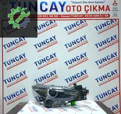 Mazda 3 Sağ Ön Far çıkma parça