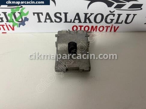 Mazda 3 Şerit Takip Kamerası çıkma parça