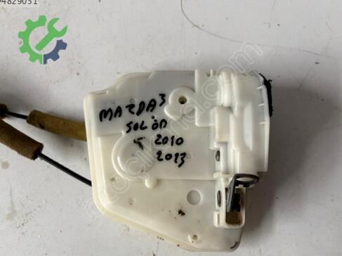 Mazda 3 Kapı Kilidi çıkma parça