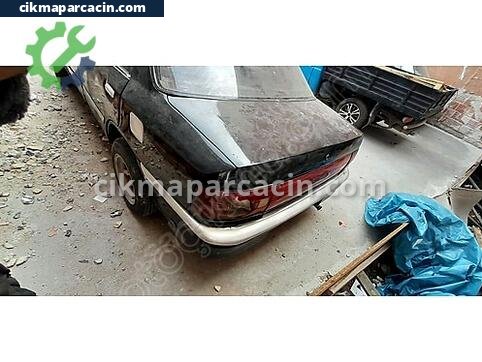 Mazda 323 Bagaj çıkma parça