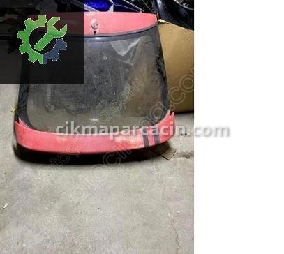 Mazda 323 Bagaj Kapağı çıkma parça