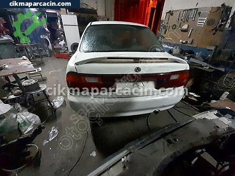 Mazda 323 Bagaj çıkma parça