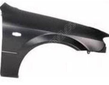 Mazda 323 Arka Çamurluk çıkma parça
