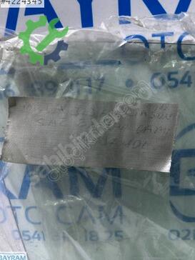 Mazda 323 Sağ Ön Kapı Camı çıkma parça