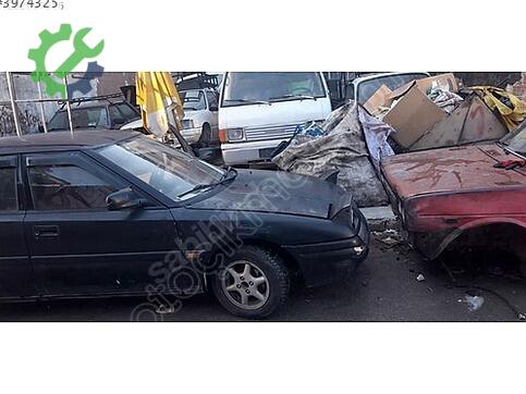 Mazda 323 Kapı çıkma parça