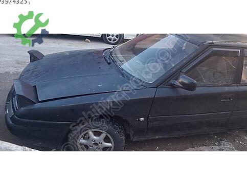 Mazda 323 Kapı çıkma parça