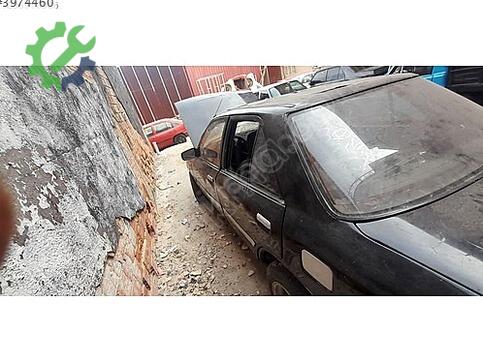 Mazda 323 Kapı çıkma parça
