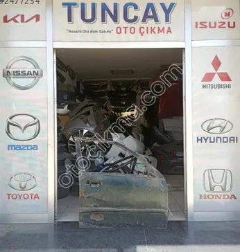 Mazda 323 Sağ Ön Kapı 1998-2002 çıkma parça