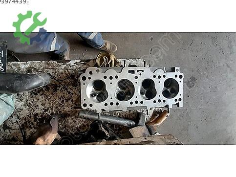 Mazda 323 Silindir Kapak çıkma parça