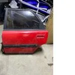 Mazda 323 sol arka kapi