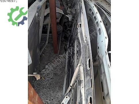 Mazda 626 Kaput çıkma parça