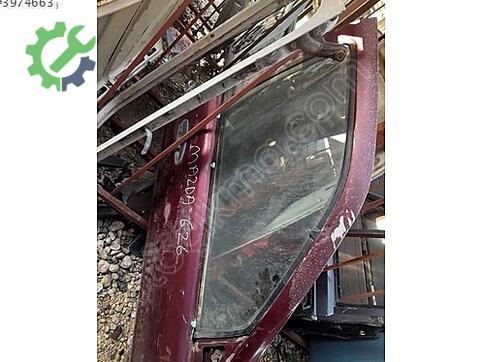Mazda 626 Sağ Ön Kapı çıkma parça