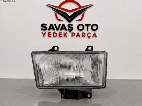 Mazda B-2500 Sağ Ön Far çıkma parça