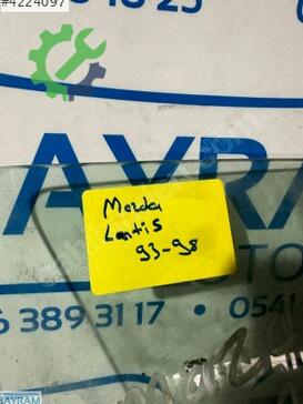 Mazda Lantis Sağ Ön Kapı Camı çıkma parça