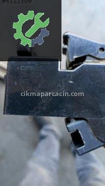 Mazda Lantis Cam Açma Düğmesi çıkma parça