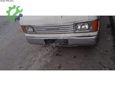 Mazda 3 Ön Tampon çıkma parça