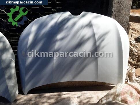 Renault Megane Kaput çıkma parça
