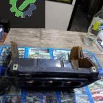 Mercedes 190 teyp konsolu