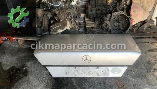 Mercedes-Benz 200 Bagaj Kapağı çıkma parça