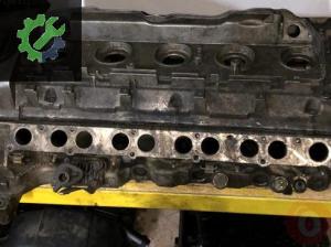 Mercedes 250TD om605 çıkma dolu silindir kapak R6050160801