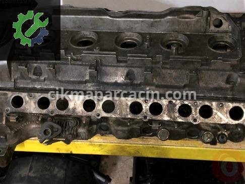 Mercedes-Benz 240 Silindir Kapak çıkma parça