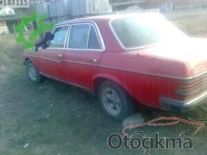 Mercedes-Benz 300 Çıkma MP3 Çalar
