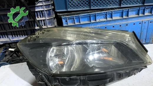 Mercedes-Benz A Serisi Sol Ön Far çıkma parça