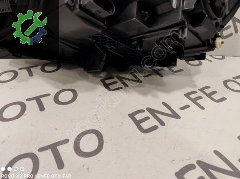 MERCEDES A180 A200 W176 SAĞ XENON FAR ORJİNAL HATASIZ 3