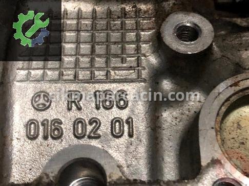 Mercedes-Benz A Serisi Silindir Kapak R1660160201 çıkma parça