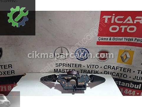 Mercedes-Benz 190 Sinyal Kolu çıkma parça
