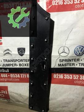 Mercedes Benz Sprinter Çıkma Orjinal Teker Çamurluk Kaplaması ön